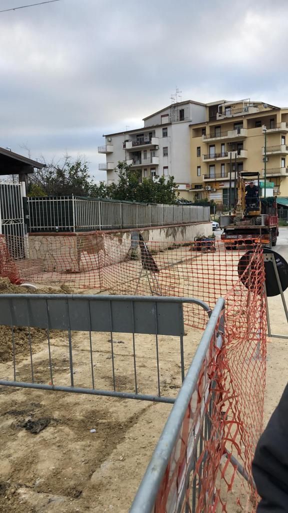 assistenza per lavori di movimento terra