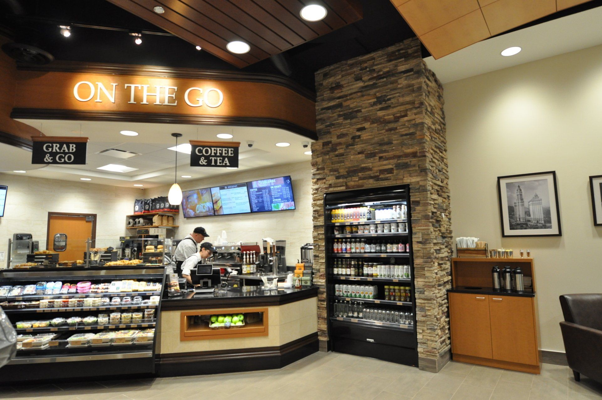 A store with a sign that says on the go