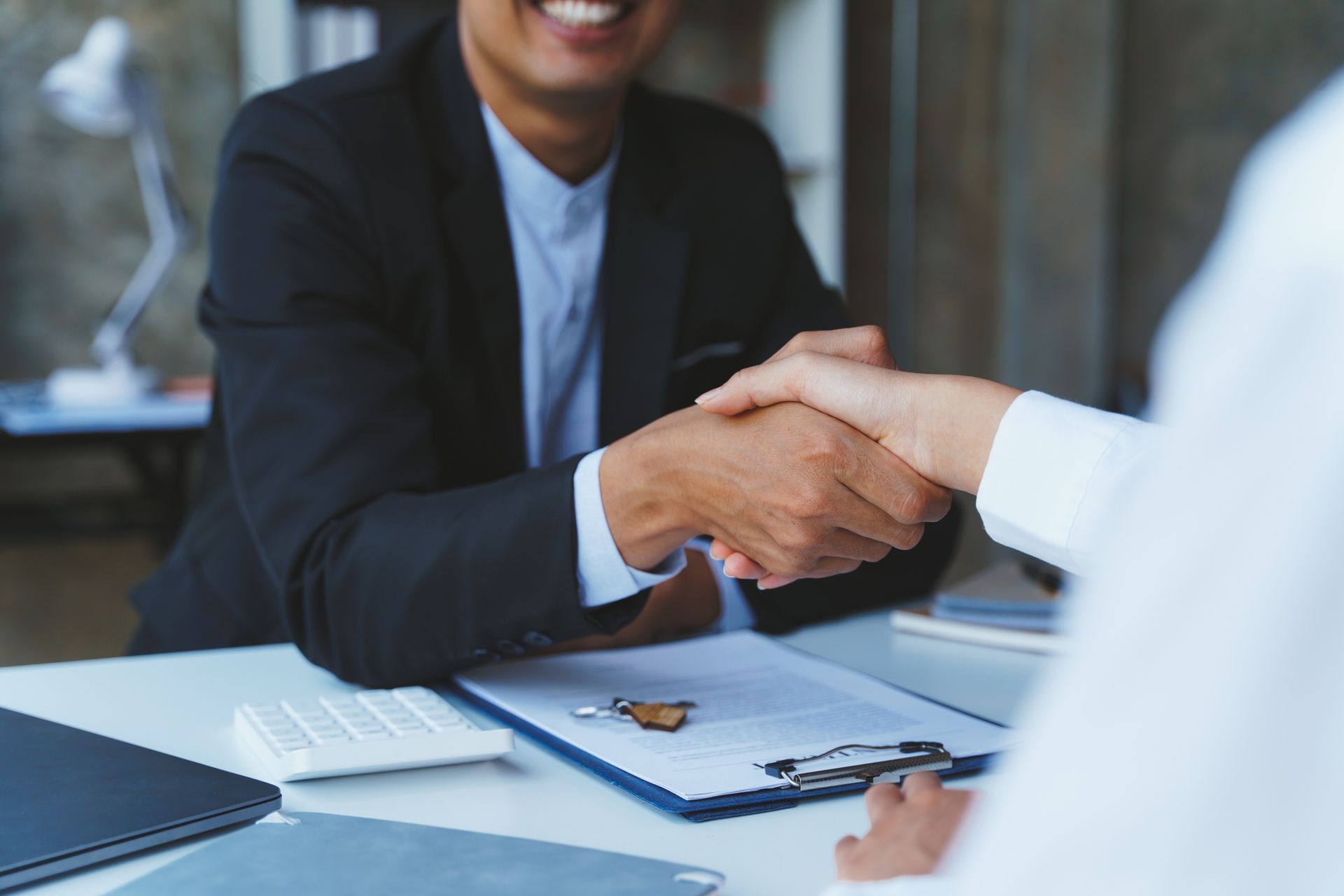 Business People Shaking Hands — Gilbert, AZ — SVCM