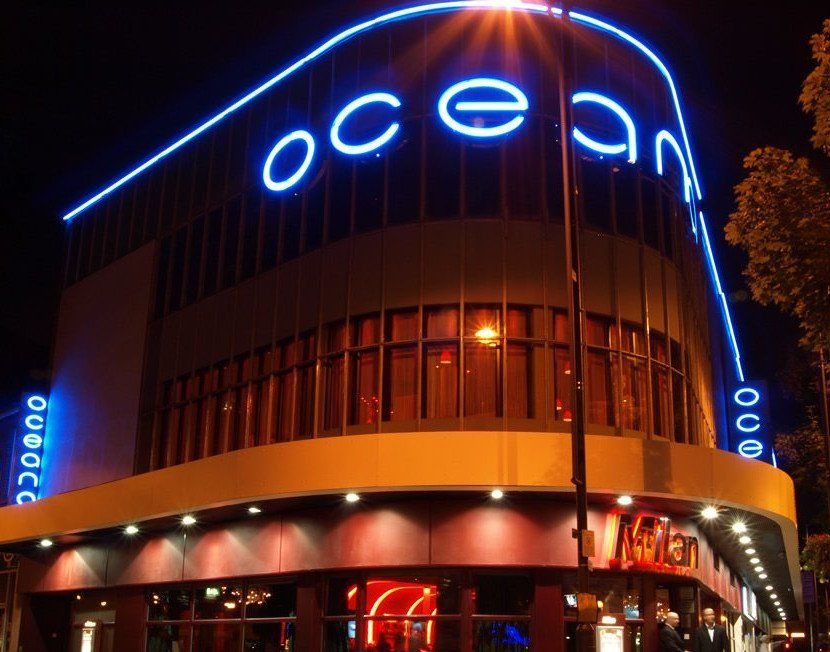 3d led neon logos and signs hertfordshire watford