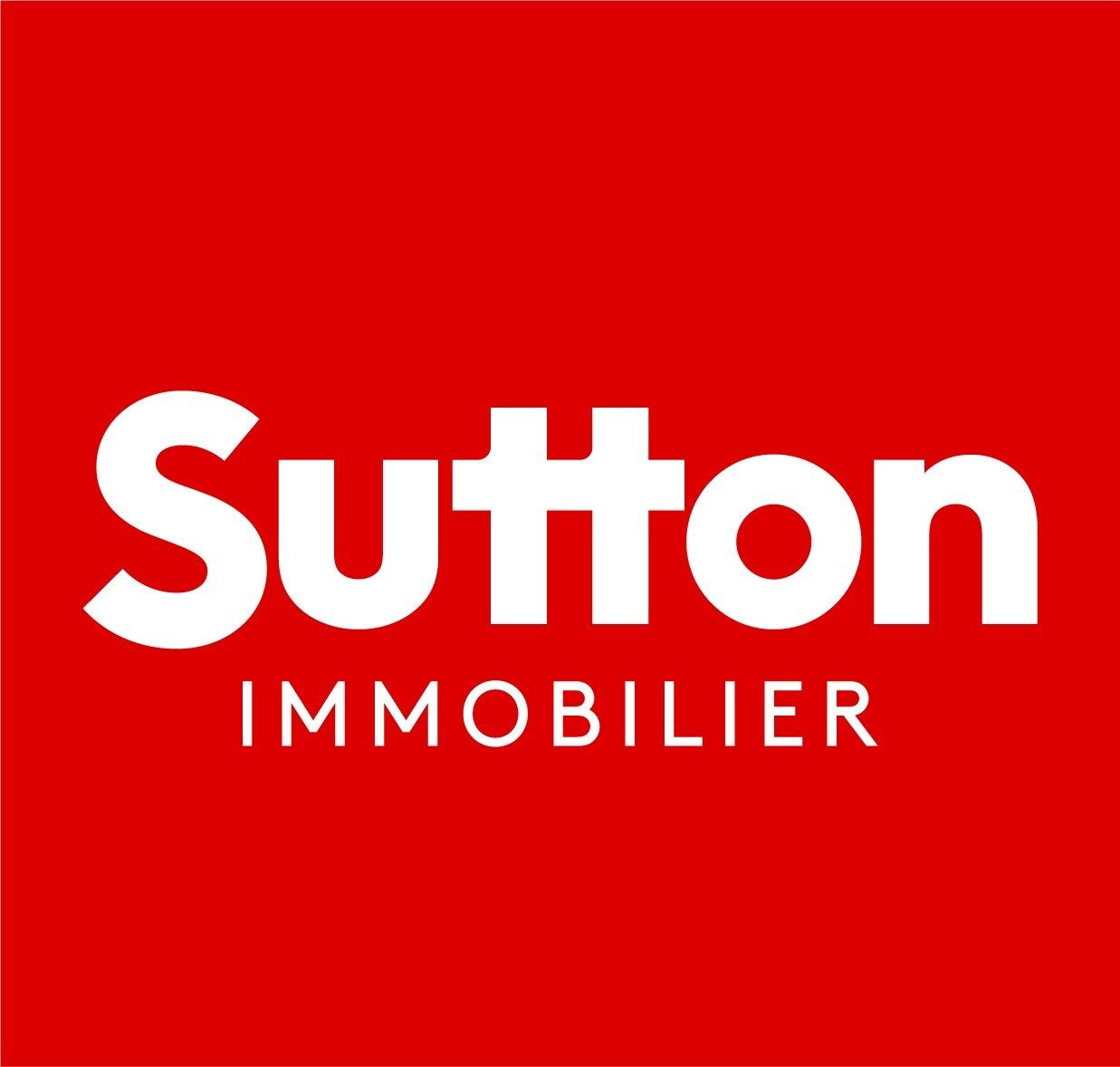 Logo de Sutton Immobilier en blanc sur fond rouge.