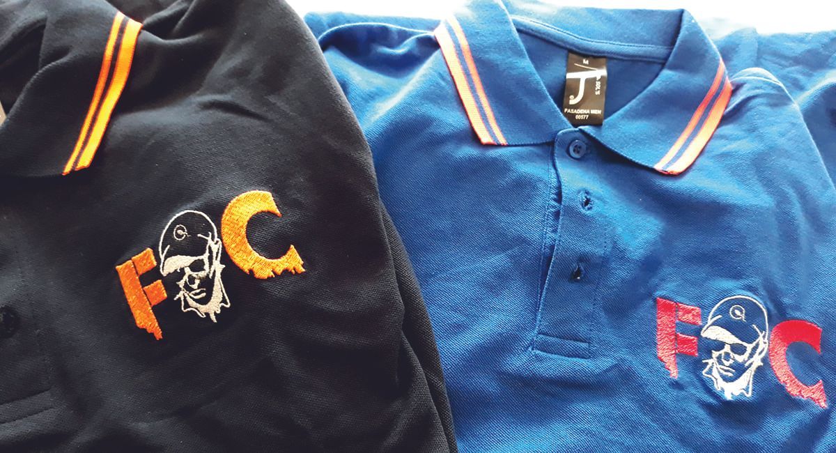 stampa e ricamo su tessuto