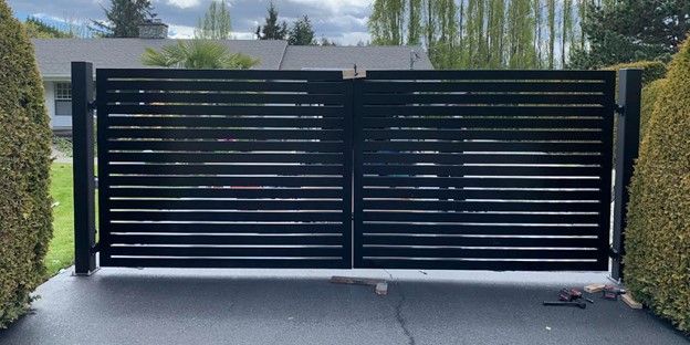 custom metal driveway gate installation