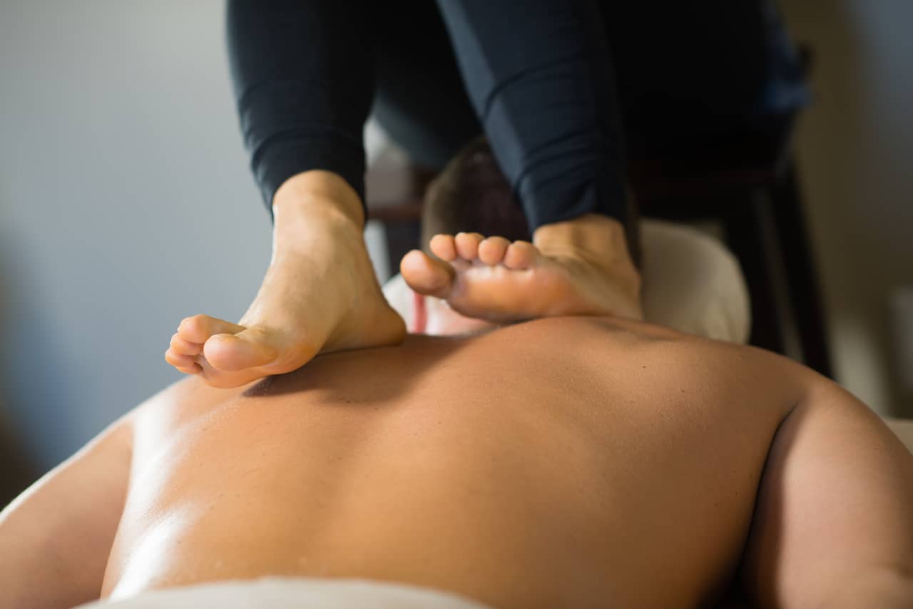 ashiatsu foot massage