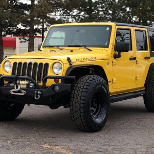 Yellow Jeep | Top Edge - Lakewood