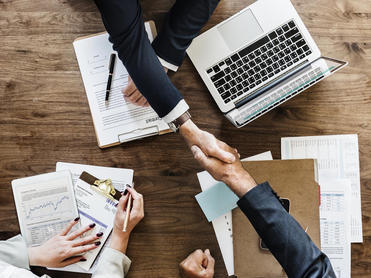 Hand Shaking — Alexandria, LA — Best & Swains Insurance Agency