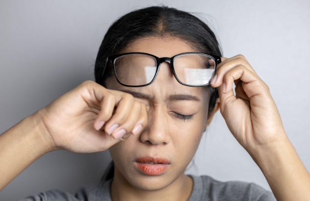 How Seasonal Allergies Trigger Dry Eyes and What You Can Do About It | Ross Eye How Seasonal Allergies Trigger Dry Eyes and What You Can Do About It | Ross Eye
