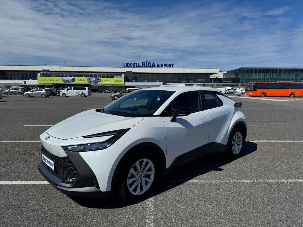 Toyota CHR Hybrid, Automatic, 2024 - from 32€/ day, during Spring season