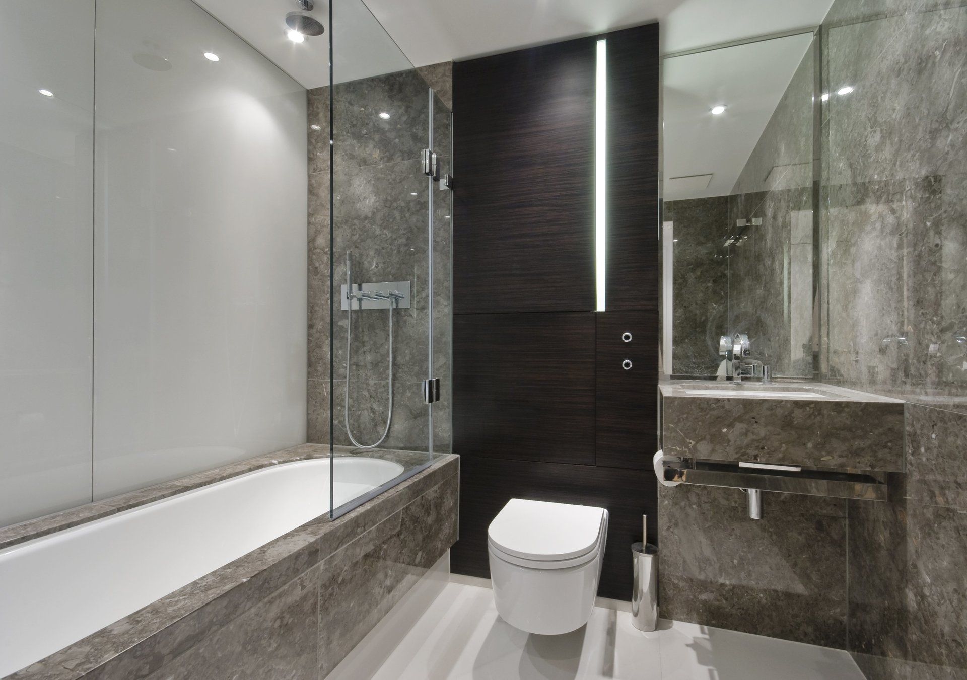 Frameless Shower Enclosures in Fort Lauderdale