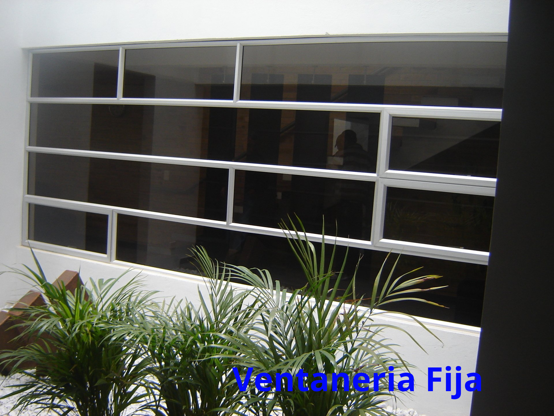 Aluminios y Decoraciones Linconl Ltda