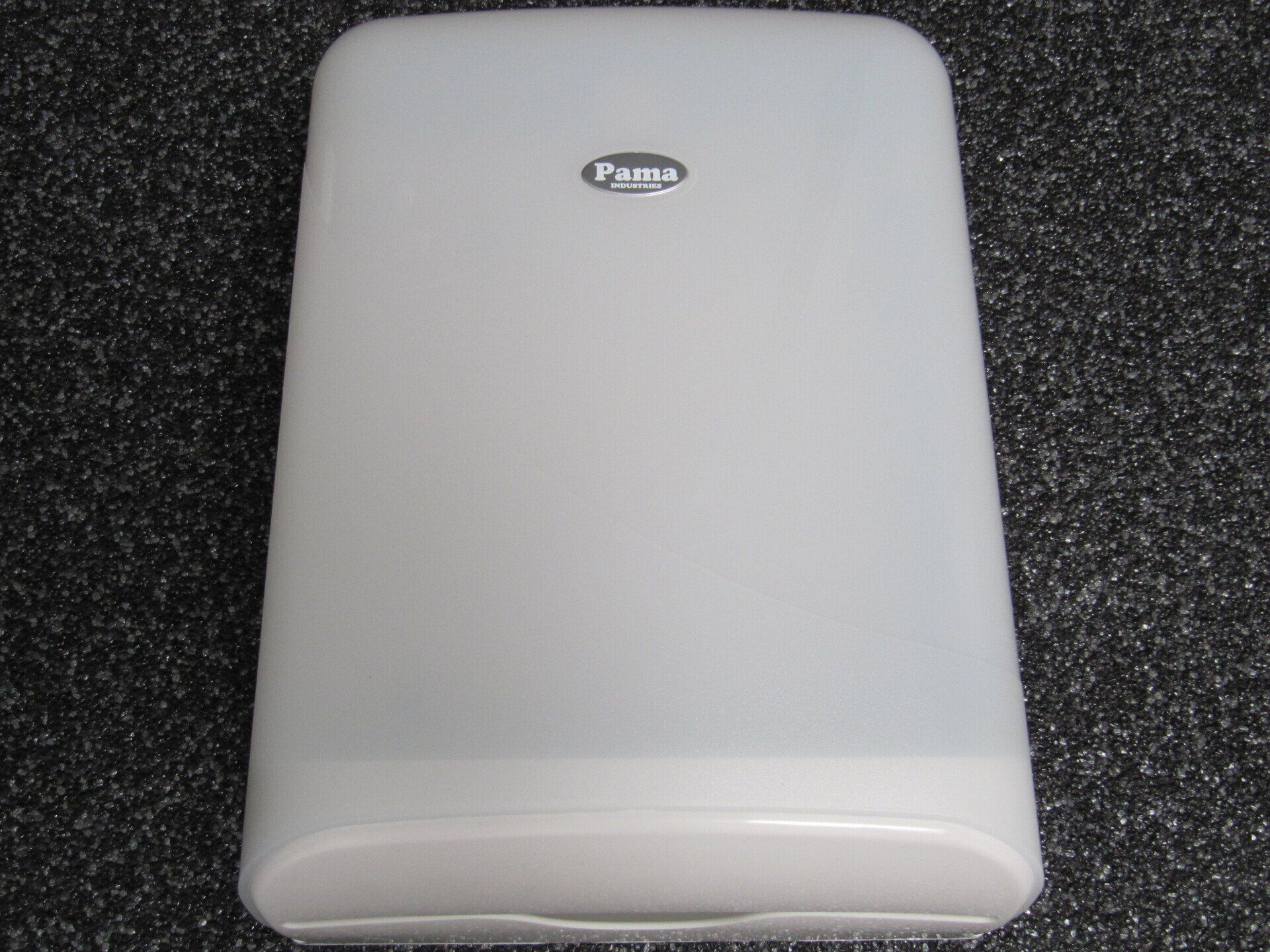 PA431101, handdoekdispenser, apparaat voor handdoeken, Pama