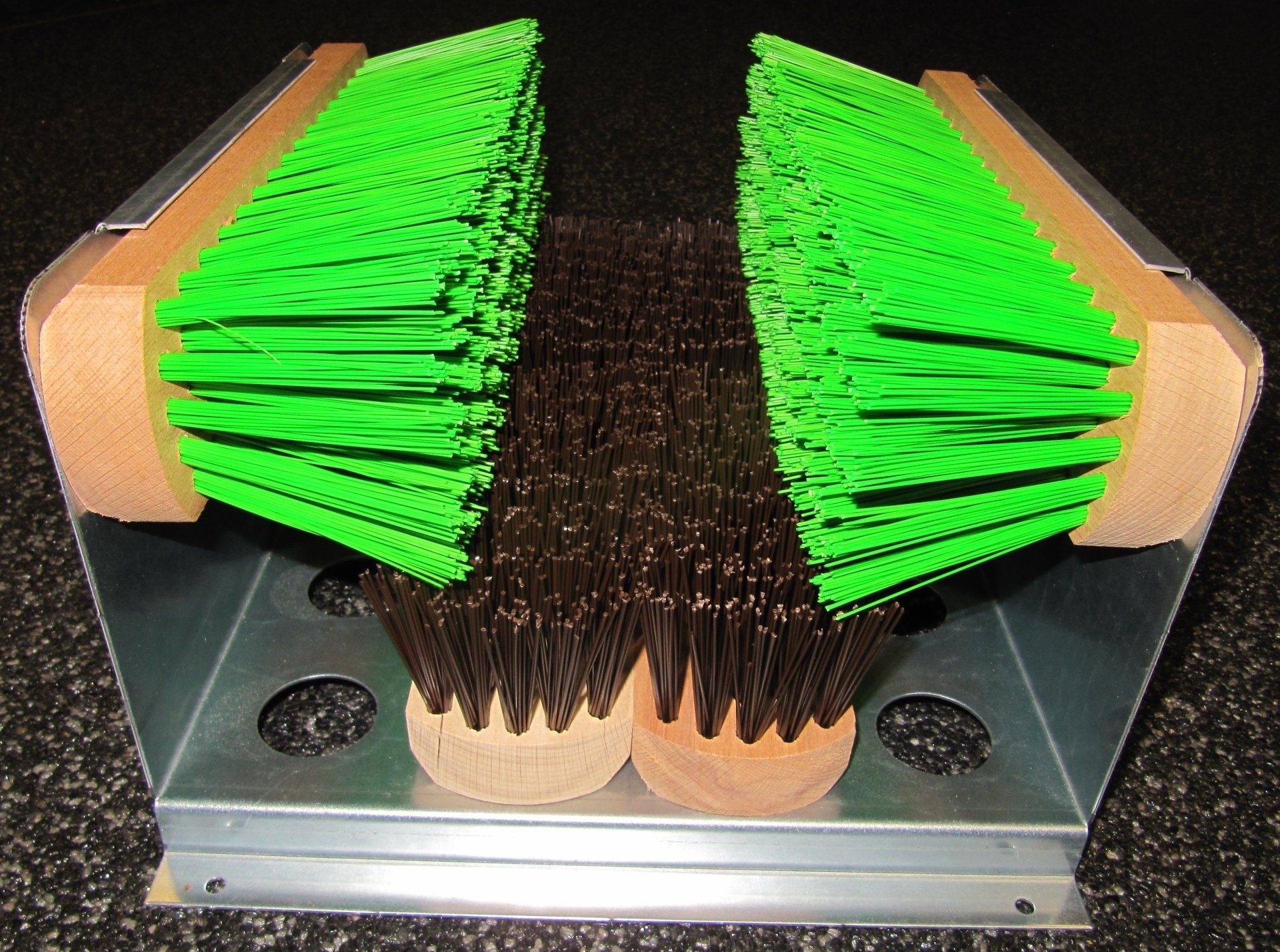 voetveger, Pama, 55750, borstel om de voeten te vegen, vuil van schoenen borstelen, Pama