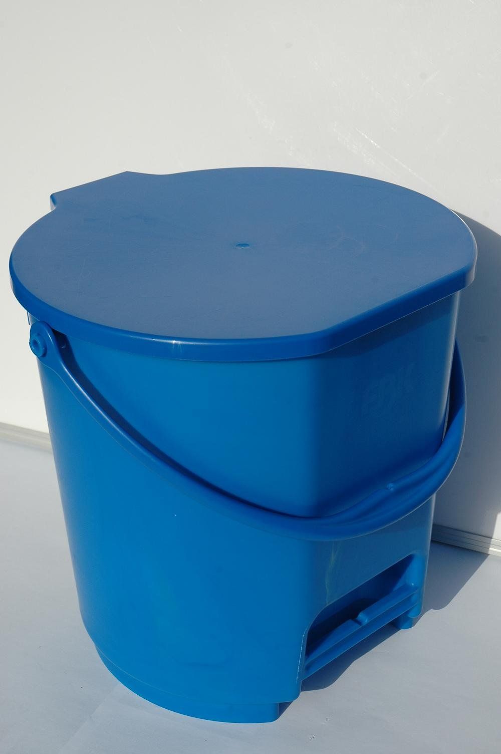 emmer, emmer voor voeding, emmer met deksel, Pama