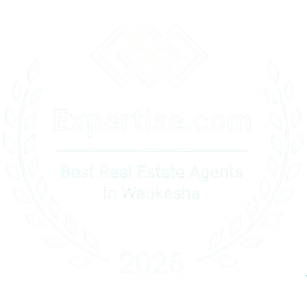 Emblem reading “ExpertRealEstate.com,” “Best Real Estate Agents in Waikiki,” with laurel wreath and “2025”