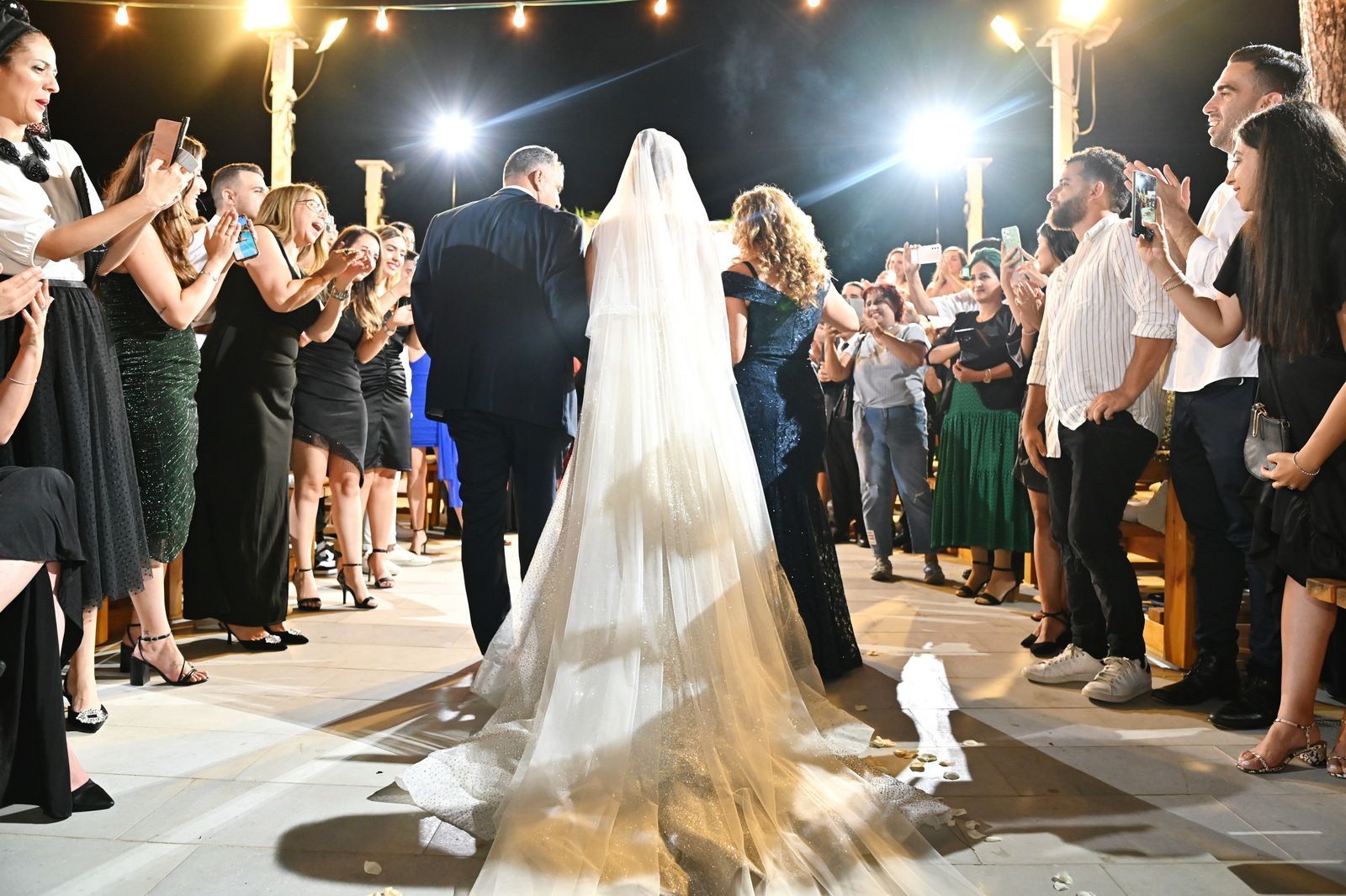 צילום חתונה טקס החופה - צלם חתונה מומלץ
גיל דור - צילום אירועים
צלם אירועים במודיעין