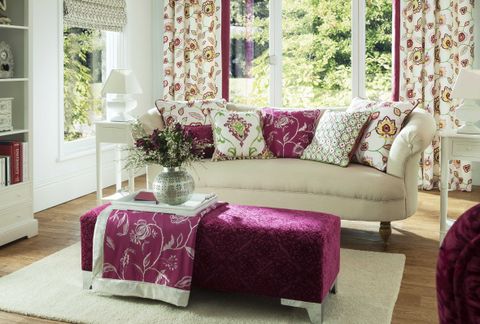 Upholsterer and curtain services in Scotland