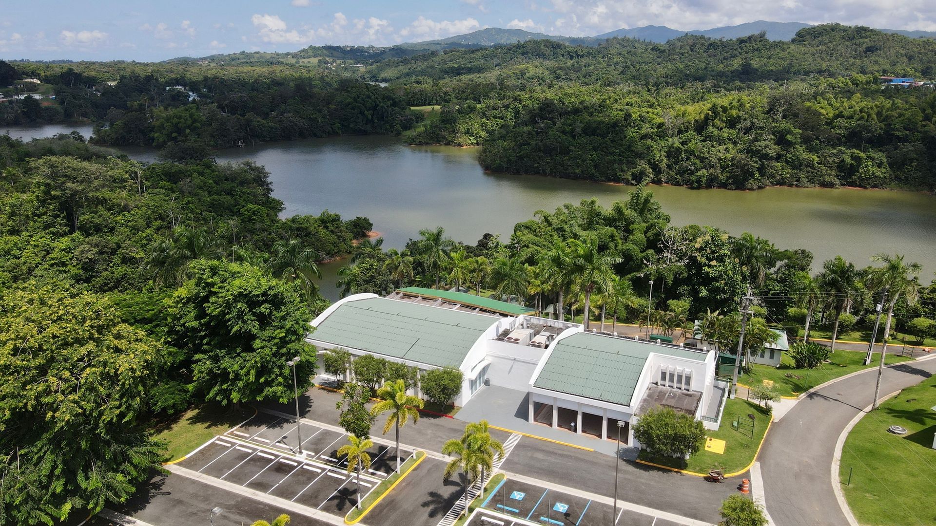 Vista Aérea Salón Blanca