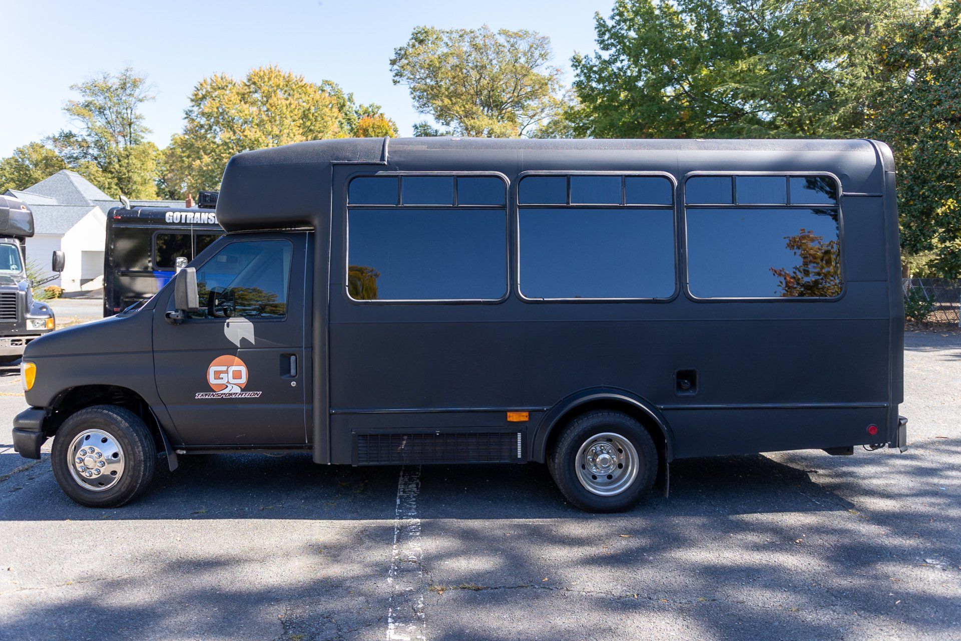 black matte bus
