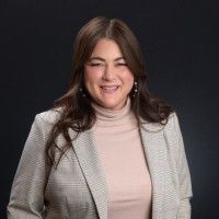 Britany Ungaro with Magnolia Closing Co