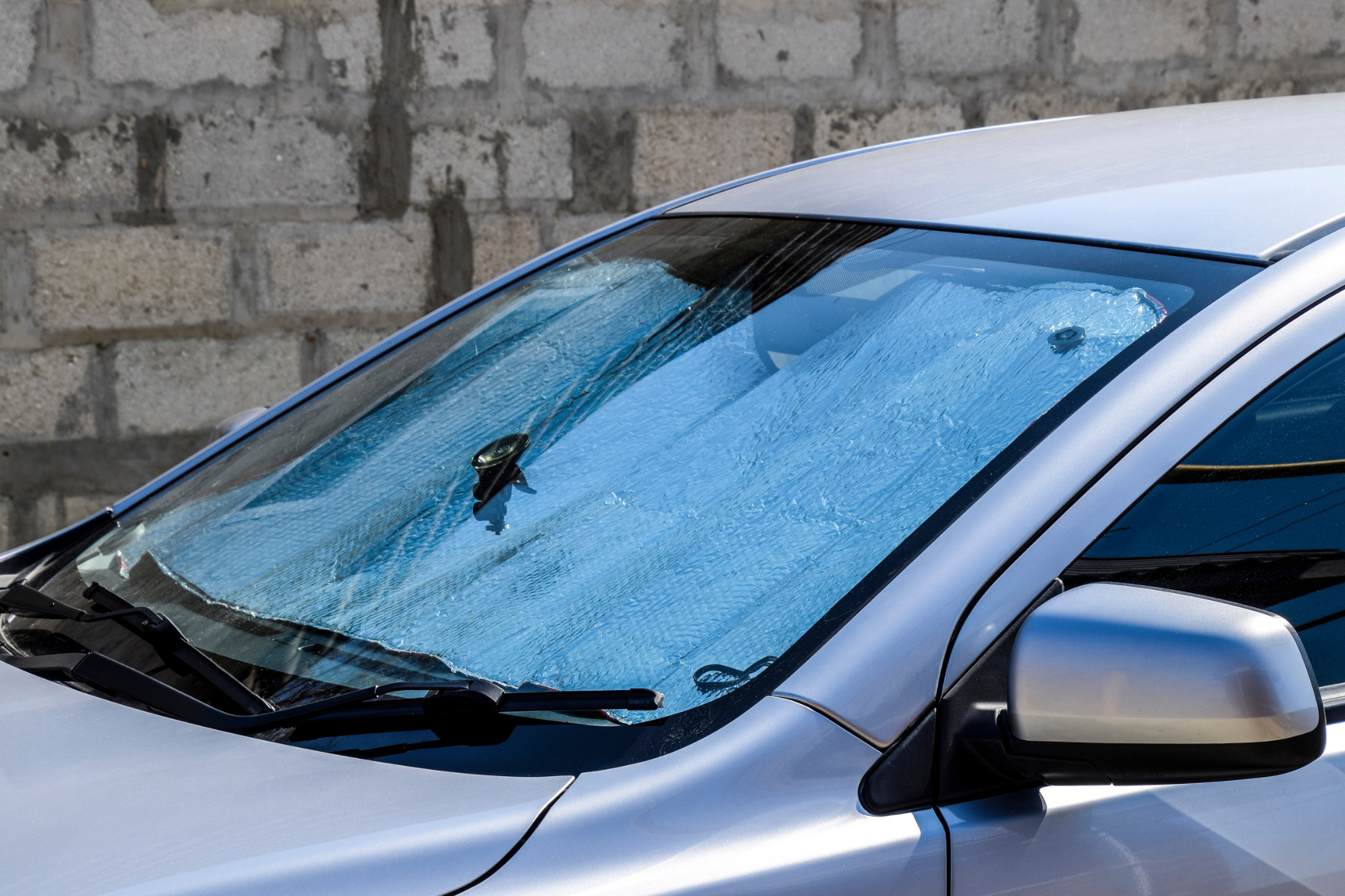 Sun Shade Under the Windshield