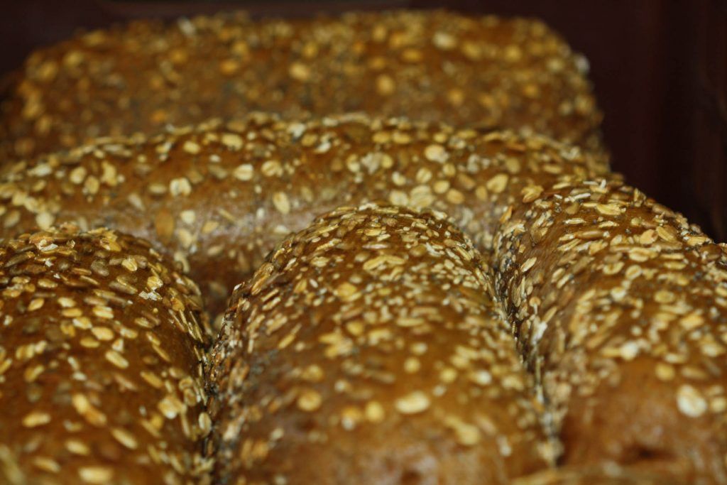 Diverse soorten brood van de ouderwetse bakkerij in Harderwijk