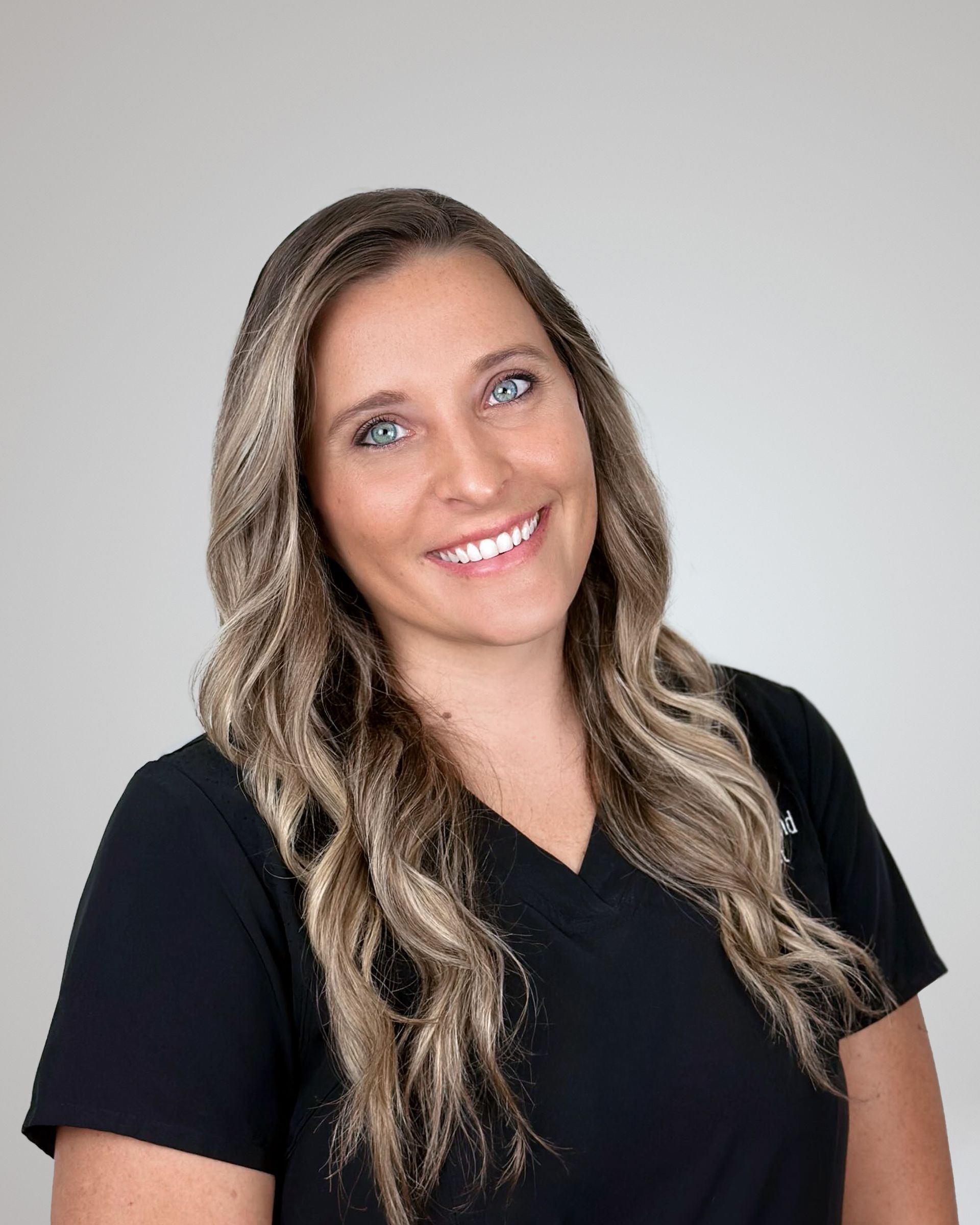 Dr. Alysha Holland, D.D.S.