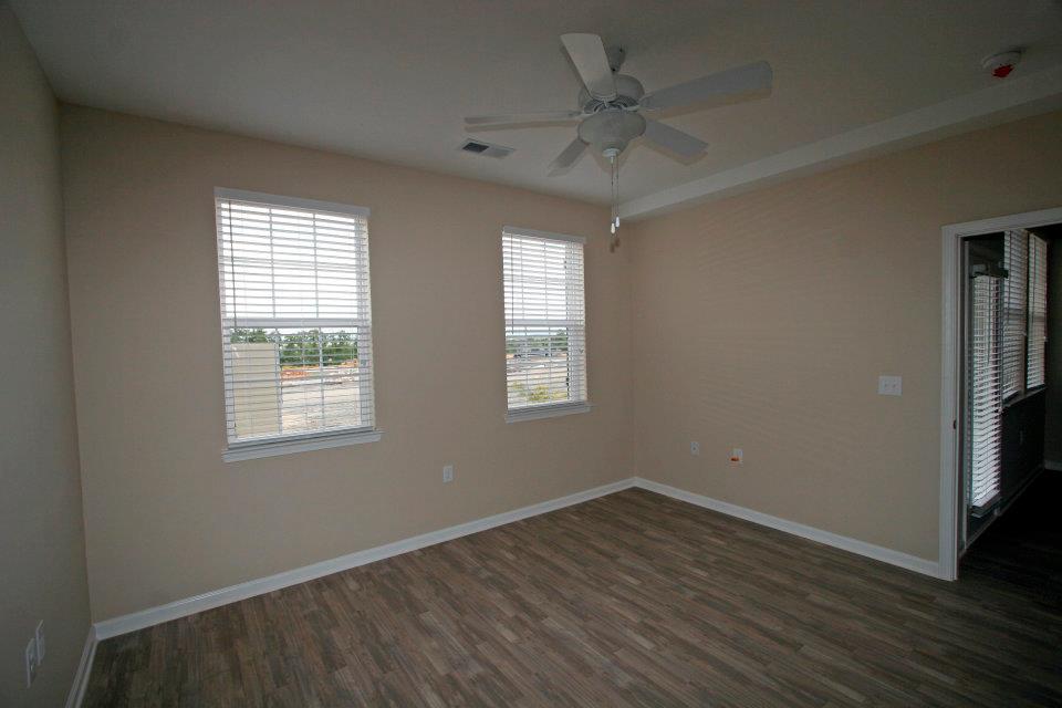 The Overlook at Stone Spring Apartments