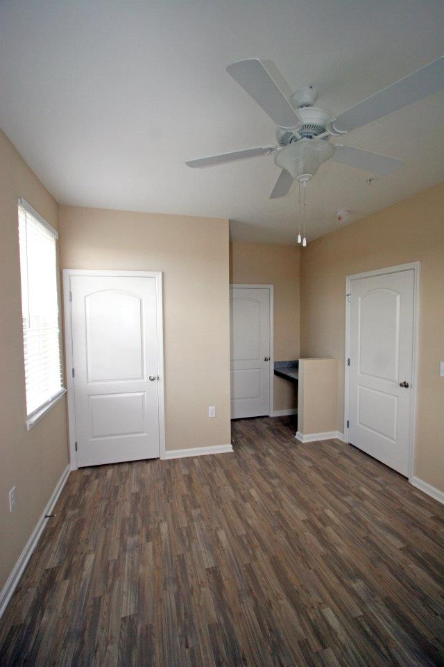 The Overlook at Stone Spring Apartments