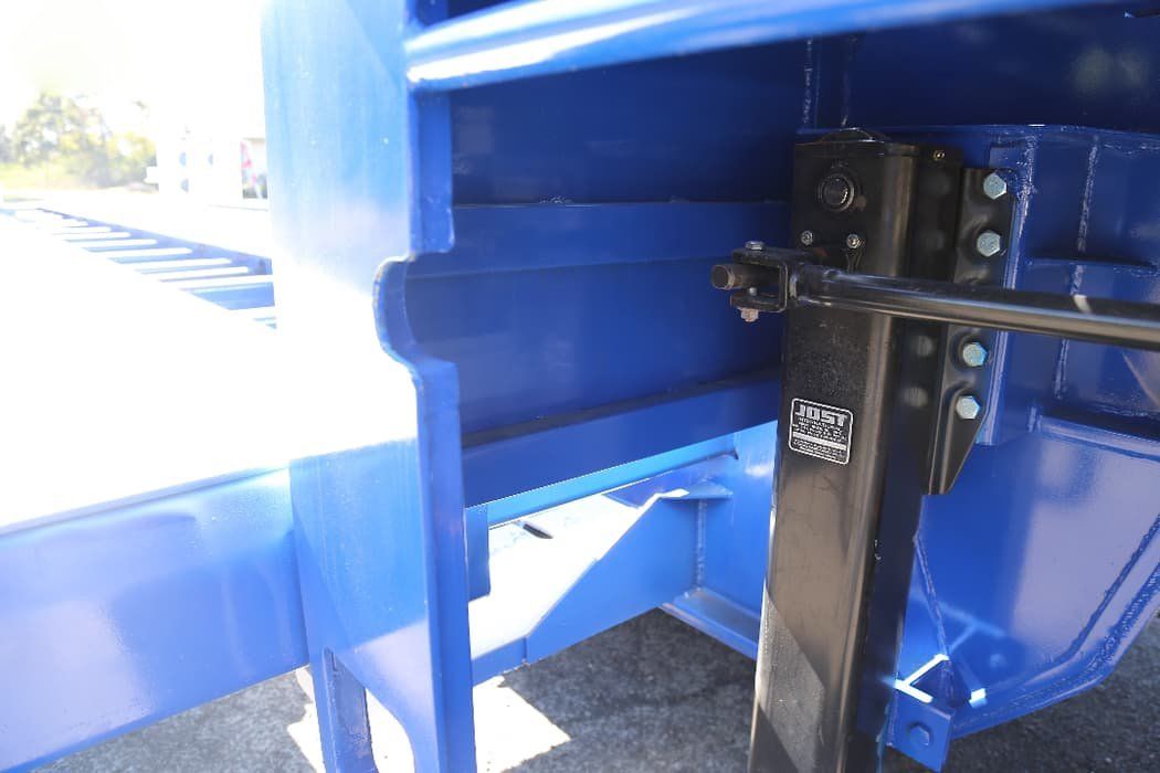 trailer mechanism