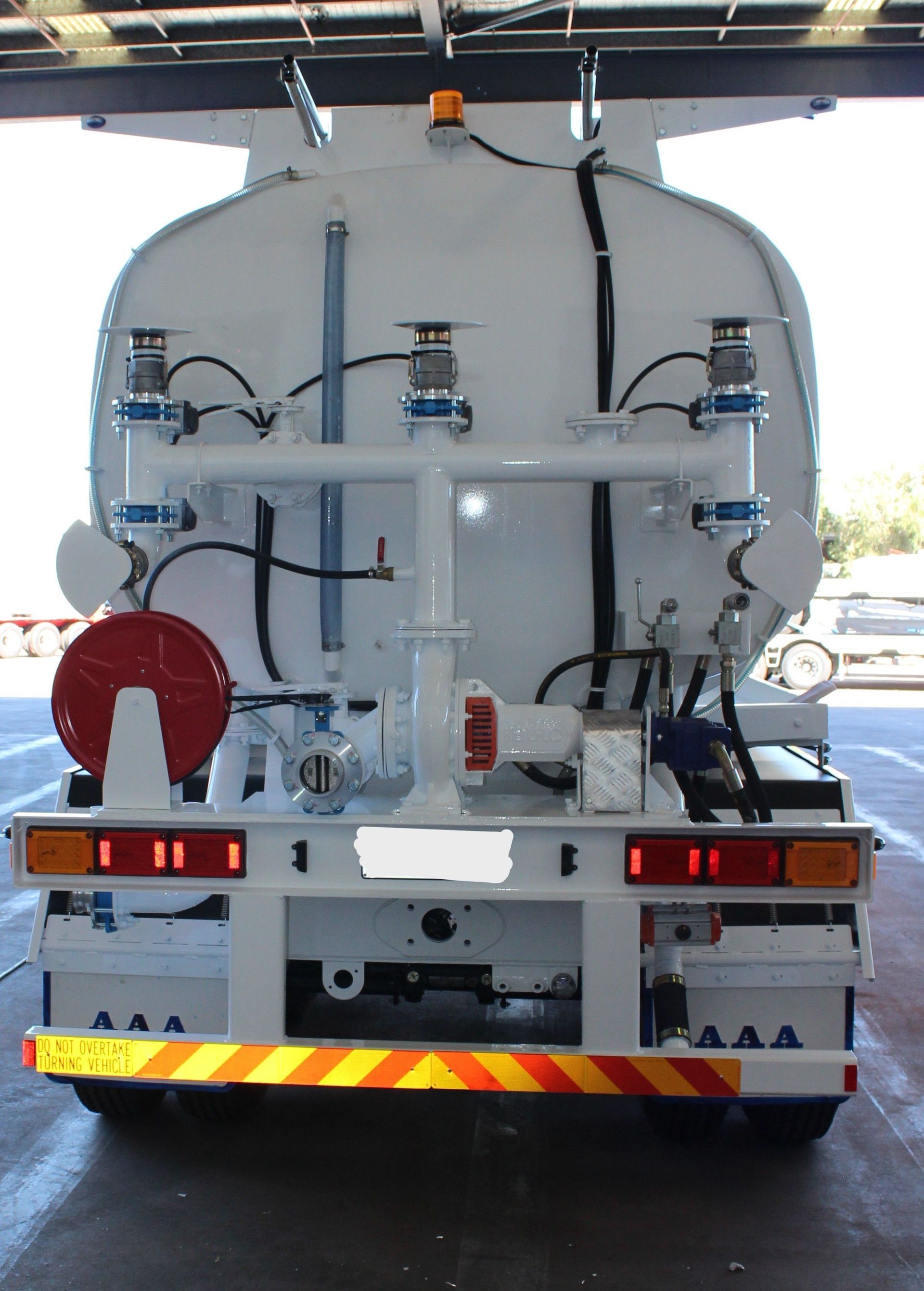 spray water tank rear