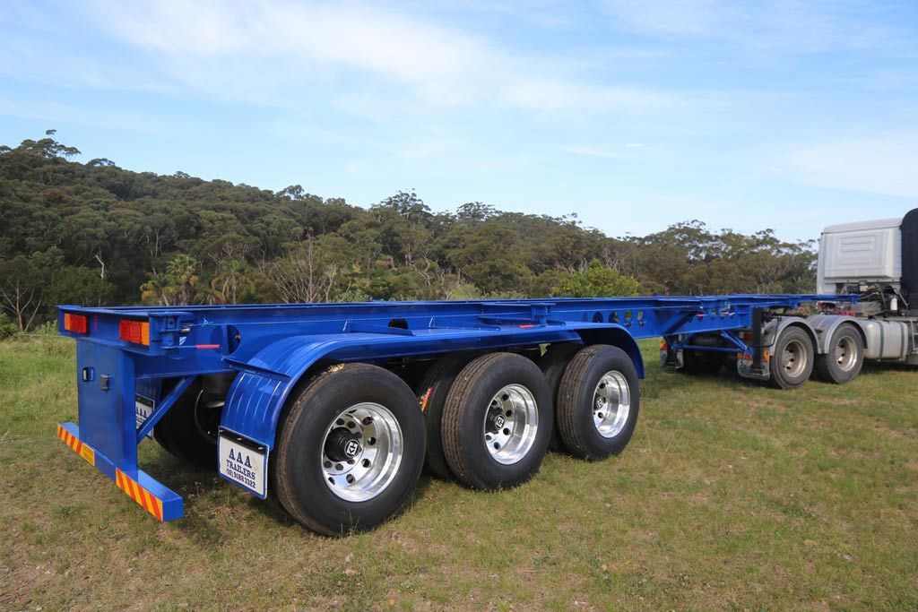 skeletal trailer side profile