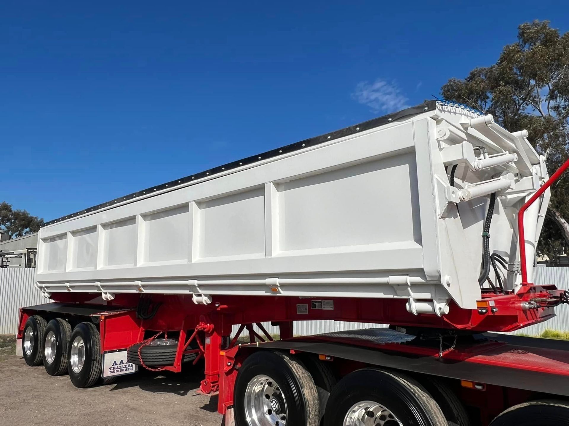 side tipper trailer with hydraulic lid from AAA Trailers