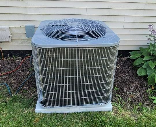 New Air Conditioning Unit Installed For a Home in Oak Forest, IL