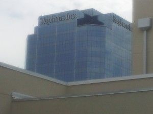 A large building with the word stephens inc. on the top of it.