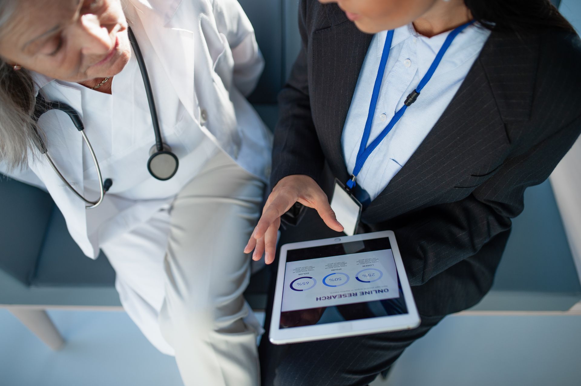 Practice consultant meeting with a physician