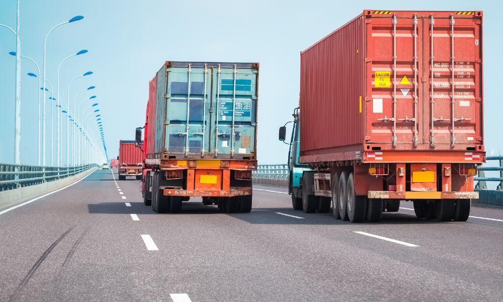 3 Tips for Transporting Shipping Containers