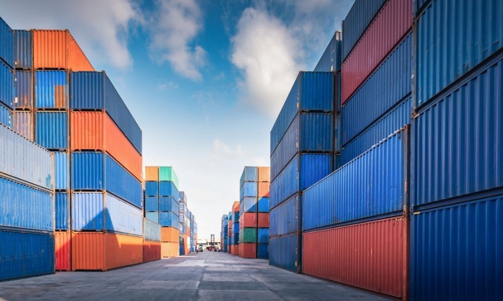 Renting vs Buying Shipping Containers Which is Right for You?