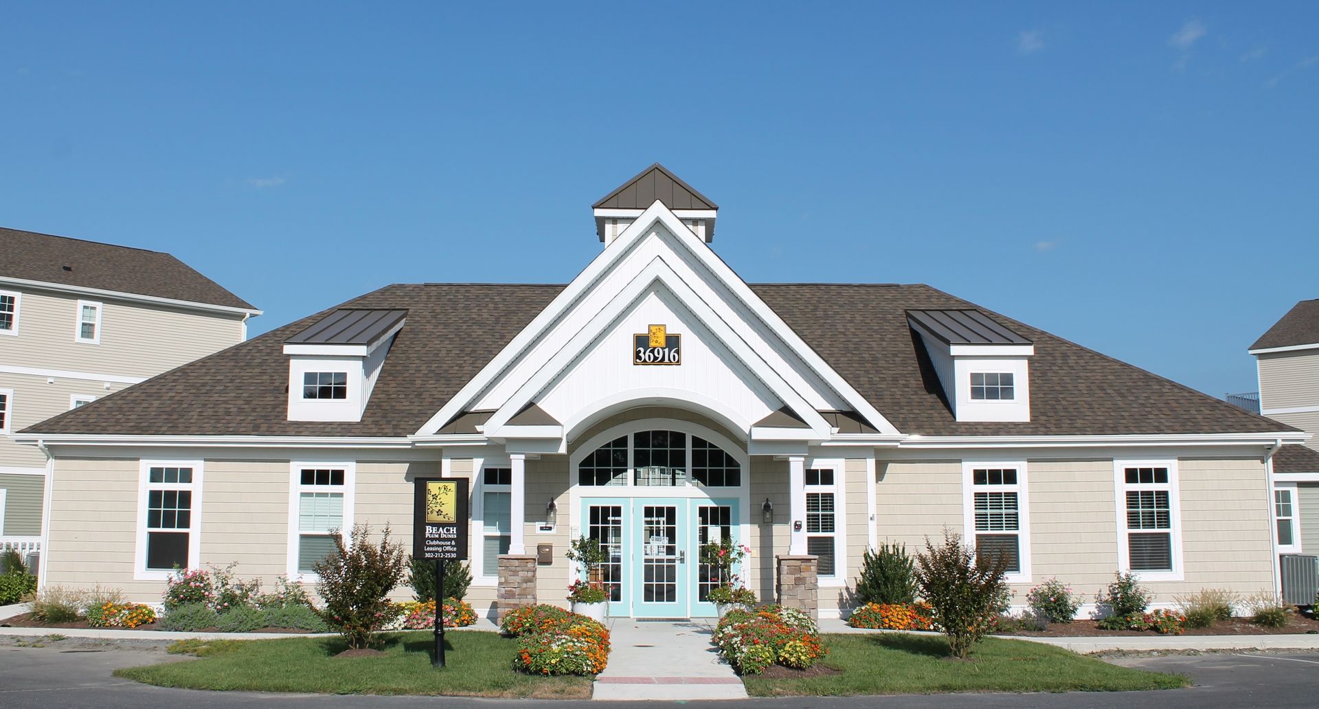 beach plum dunes clubhouse