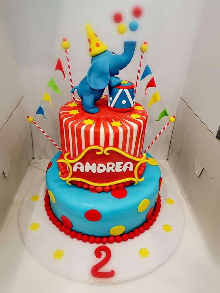 torta di compleanno personalizzata