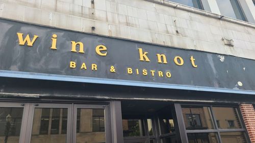 Wine Knot exterior