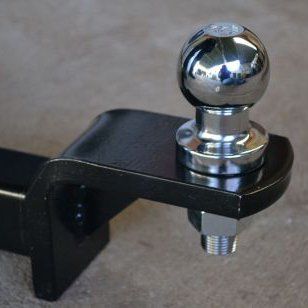 silver car tow ball