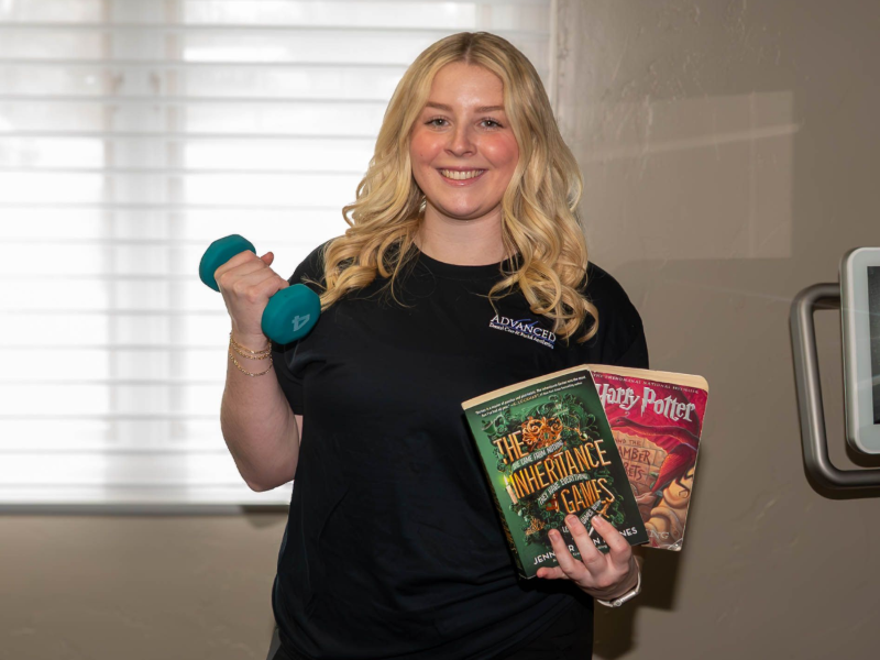 Zoe, Dental Assistant