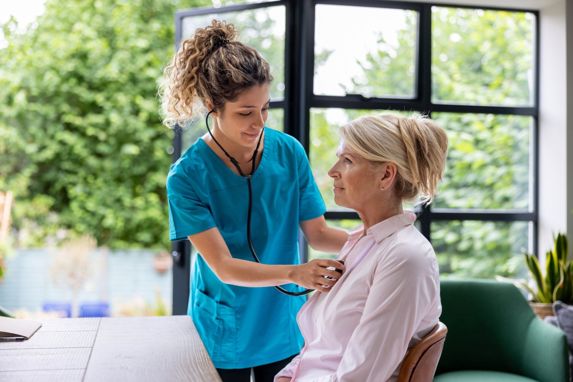 Nurse Checking a Woman - Sikeston, MO - Allen Home Care Services