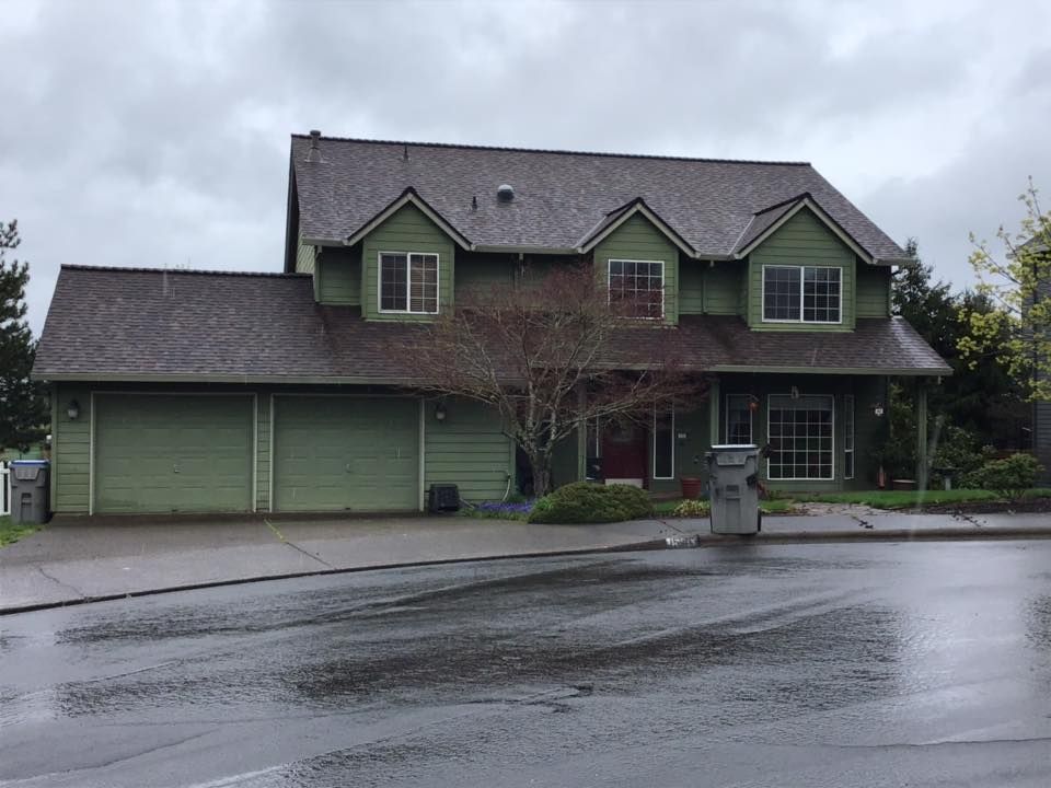 Clean Roof — Woodburn, OR — Royce Roofing LLC