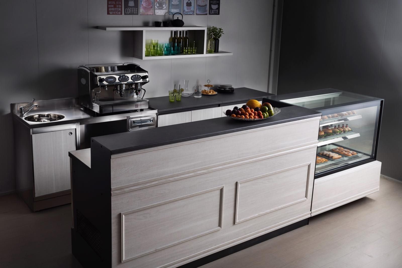 arredamenti pasticcerie 1