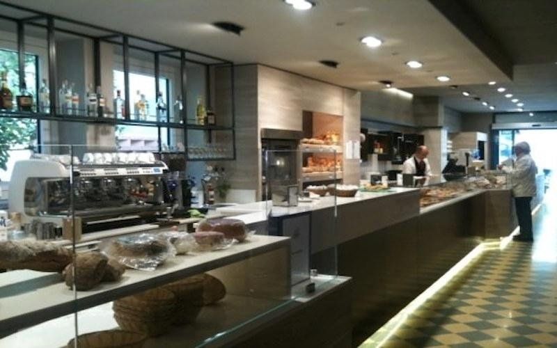 arredamenti pasticcerie 7