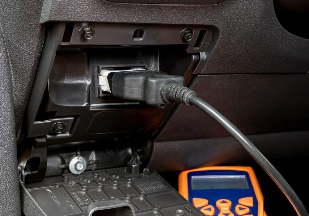 ESCUELA MECÁNICA AUTOMOTRIZ HENRY FORD AHORA G3 – Manejo de multímetro