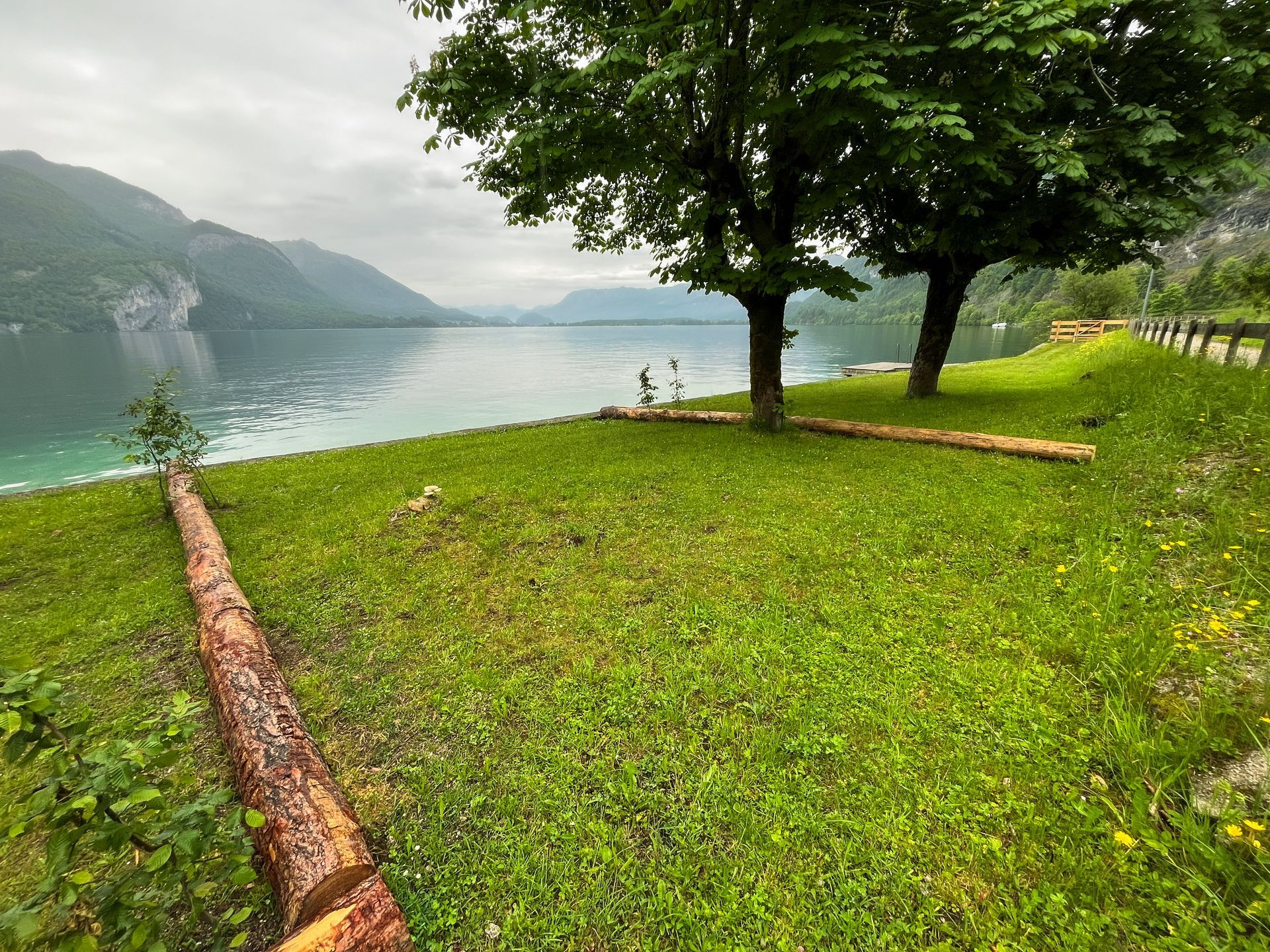 Platz am See
