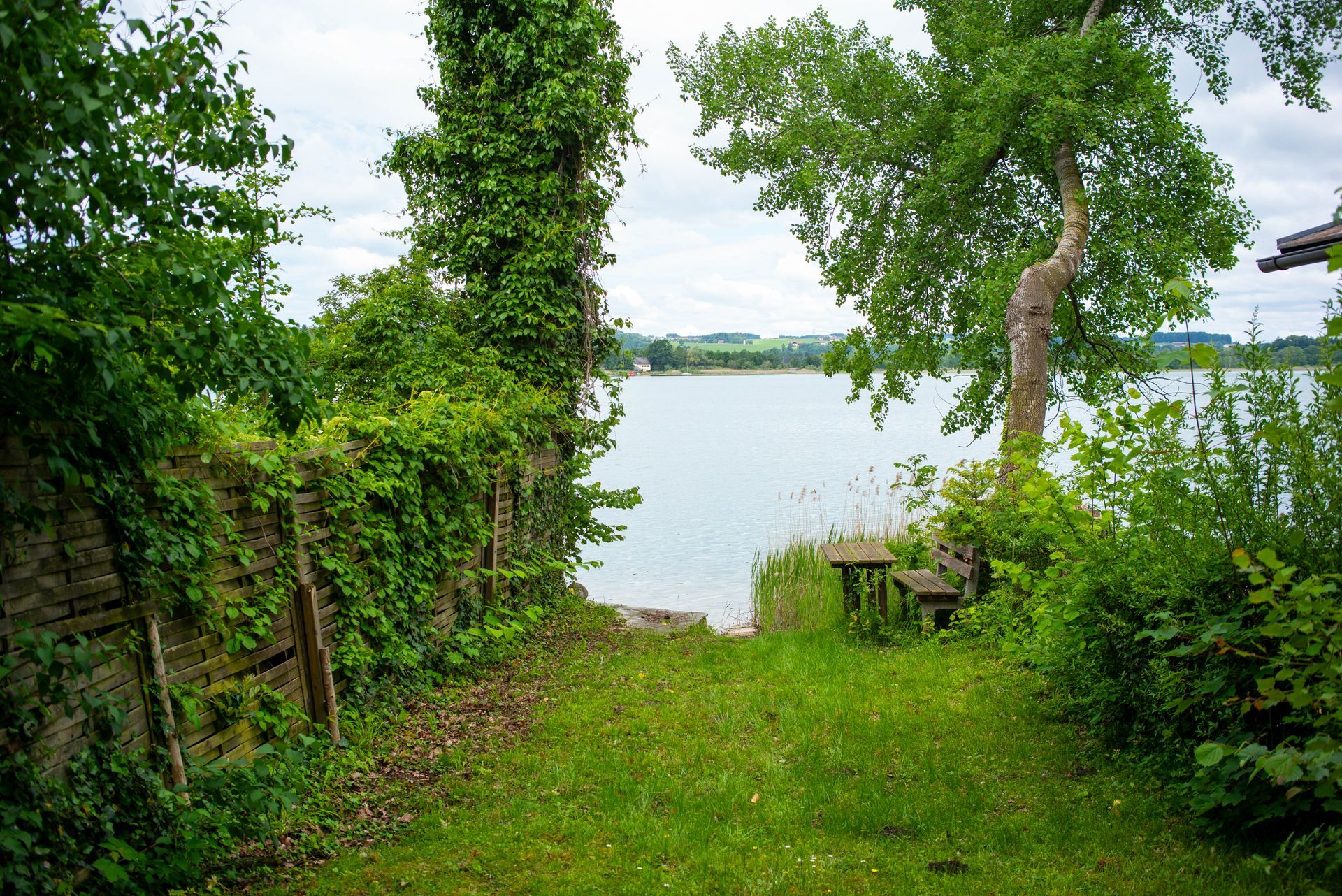 Platz am See