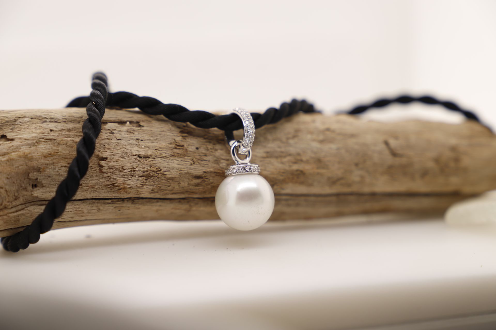 Diamond Pearl Pendant — Jewellery In Wanguri, NT